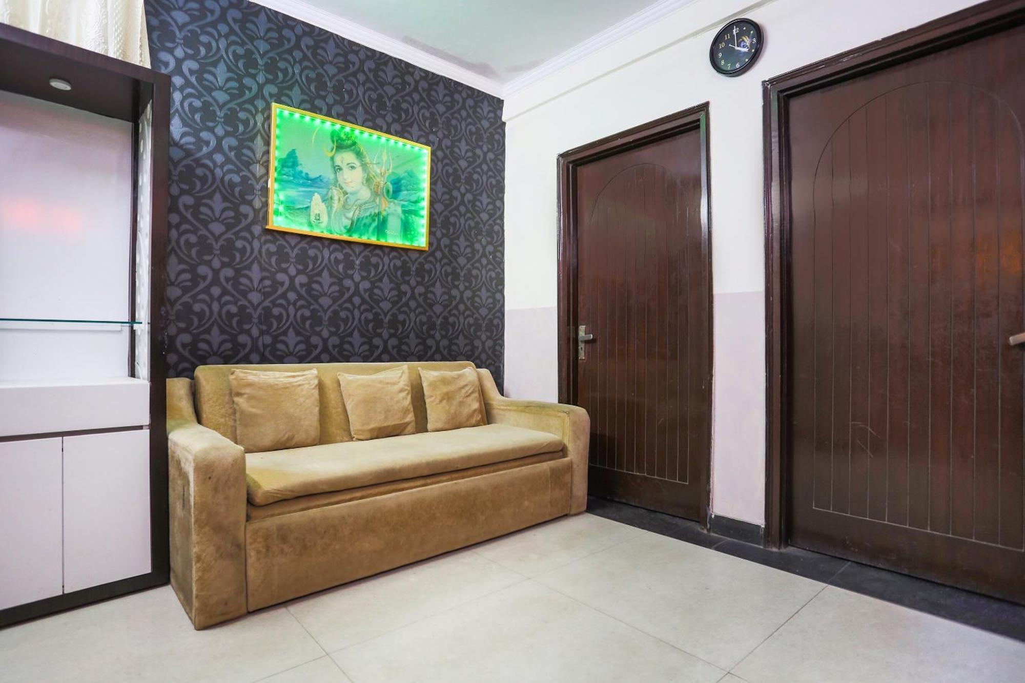 Hotel O Royal Galaxy Νέο Δελχί Εξωτερικό φωτογραφία