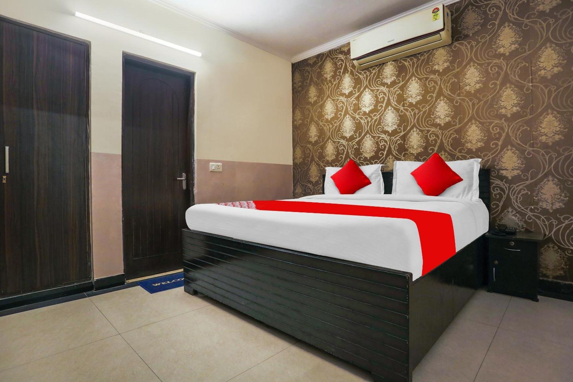 Hotel O Royal Galaxy Νέο Δελχί Εξωτερικό φωτογραφία